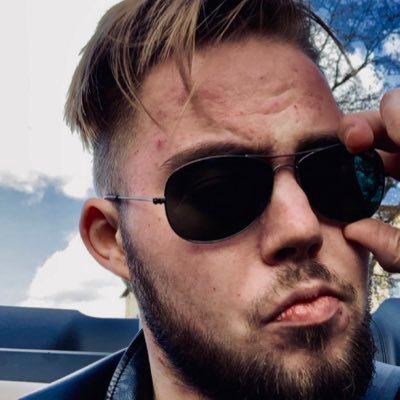 Profile Picture of Jonathan Sommer (@FirefightJonny) on Twitter