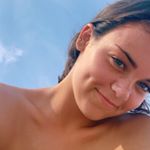 Profile Picture of Caroline (@carolinejohnson6) on Instagram