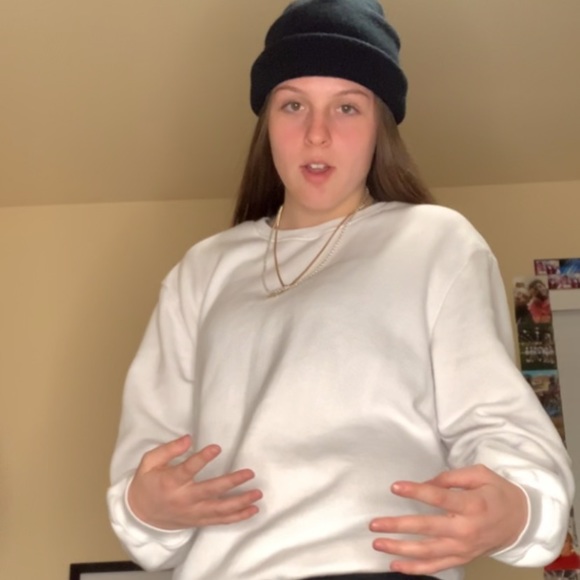 Profile Picture of Kylee Smith (@kyleekay02) on Poshmark