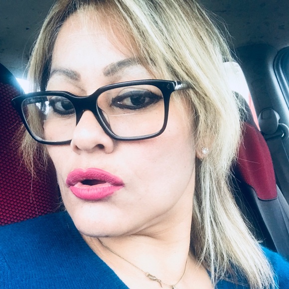 Profile Picture of Zulma Perez (@pzulma43) on Poshmark