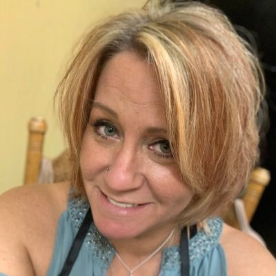 Profile Picture of Jackie Glover (@jackieg12304709) on Twitter