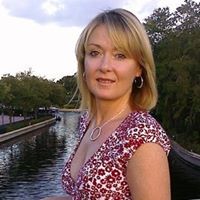 Lynda Stoner - Wikipedia