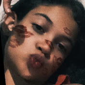 Profile Picture of Julia Benevides (@JuliaBenevides-v4z) on Youtube