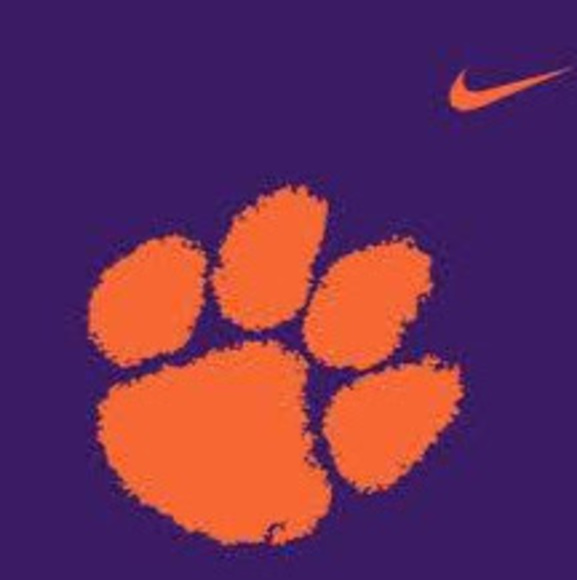 Profile Picture of Sawyer Trexell (@strexell52) on Poshmark