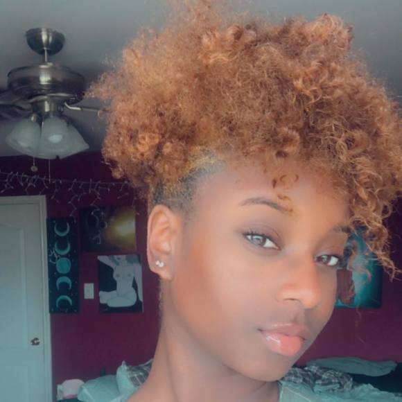 Profile Picture of Jonnel Root (@jonnelr11) on Poshmark