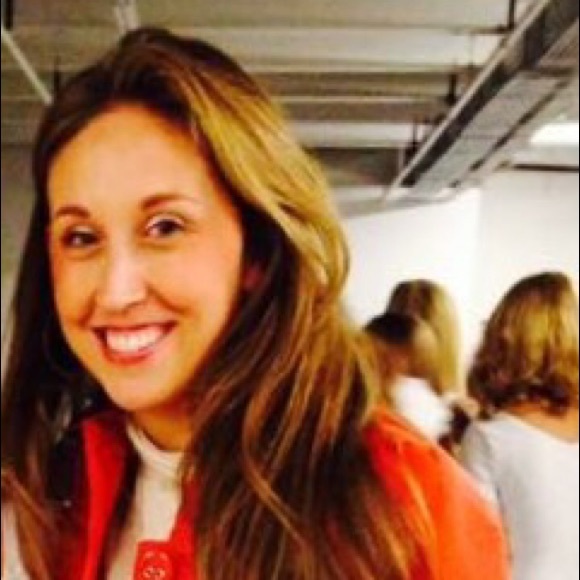 Profile Picture of Kelli Andrews (@kheins) on Poshmark