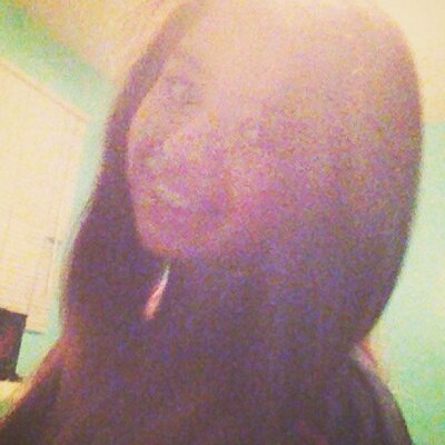 Profile Picture of Mindi Sofia (@loves_louis_ass) on Twitter