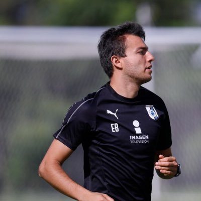 Profile Picture of Ernesto Barron (@RnsTiyo) on Twitter
