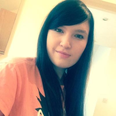 Profile Picture of Rebecca Emmett (@beckiemmett) on Twitter