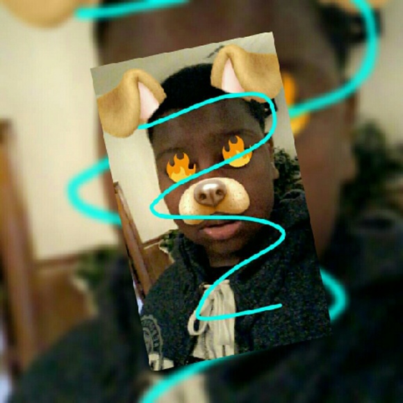 Profile Picture of Chris Matthew (@chris_matthew) on Poshmark