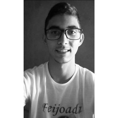 Profile Picture of Samuel Pesce (@597UE6rbnvEWSsD) on Twitter