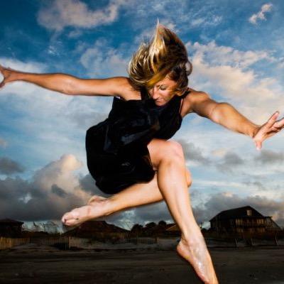 Profile Picture of Ashley Hunter Arnold (@AshleyHArnold) on Twitter