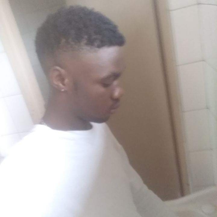 Profile Picture of Glenns (@glennx7) on Tiktok