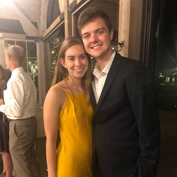 Profile Picture of Kellie Bronson (@kelliehart2408) on Poshmark