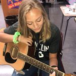 Profile Picture of tay (@cherringtonspam) on Instagram