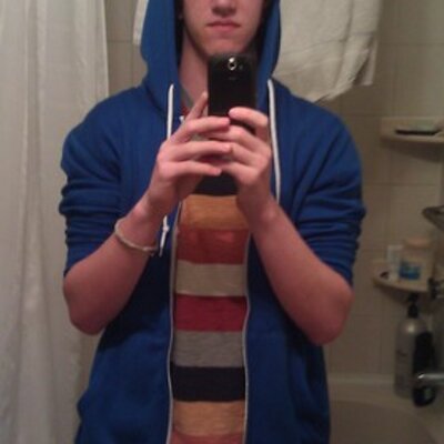 Profile Picture of Daniel Barale (@daniel_rawrz) on Twitter