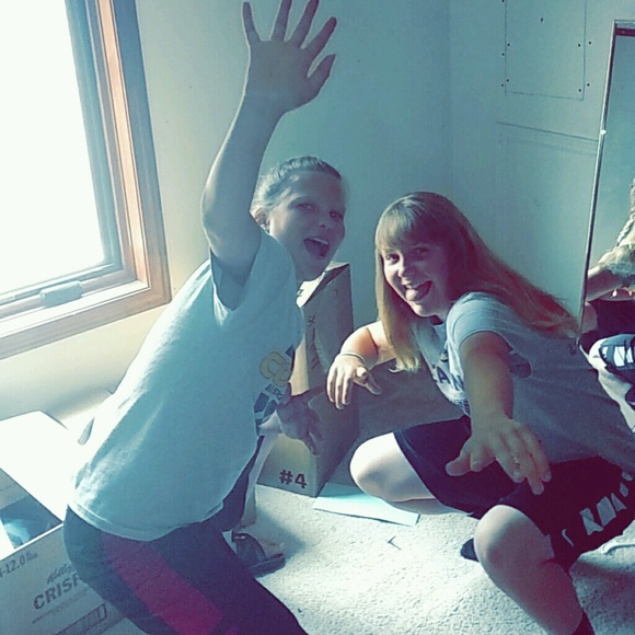 Profile Picture of Mackenzie Liakos (@mliakos22) on Poshmark