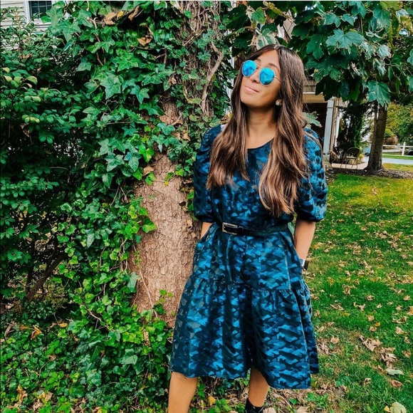 Profile Picture of Jacklyn Gammal (@sueyong) on Poshmark