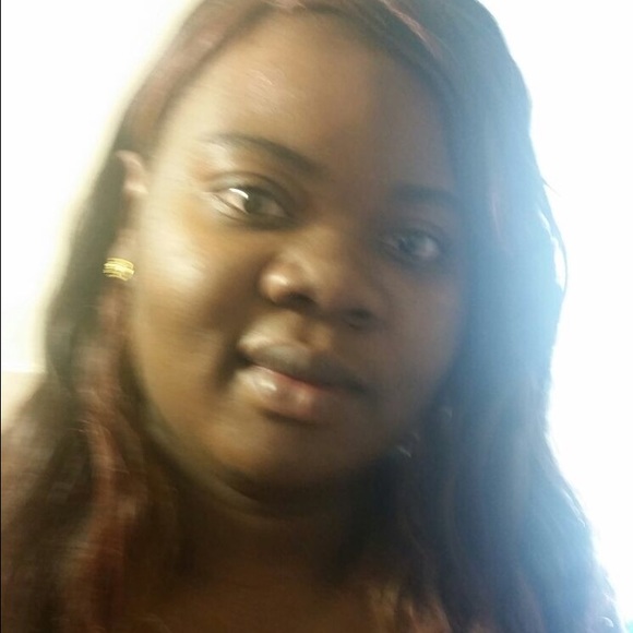 Profile Picture of Alexandra Joseph (@humethan) on Poshmark