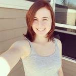 Profile Picture of Lucy Giles (@lucyjunegiles) on Instagram