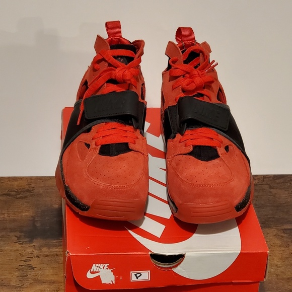 Profile Picture of Tommie Nelson (@deoctae) on Poshmark