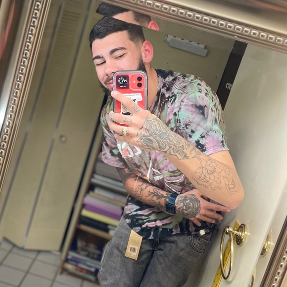 Profile Picture of Joseph Harb (@jboogie194) on Poshmark