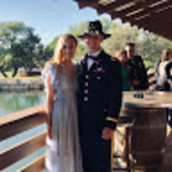 Profile Picture of Olivia Marsh (@o_marsh) on Poshmark