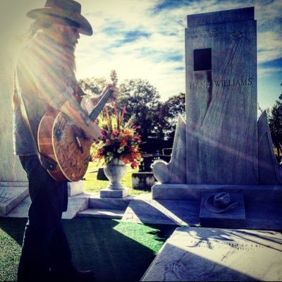 Profile Picture of Dallas Moore (@dallasmoore) on Twitter