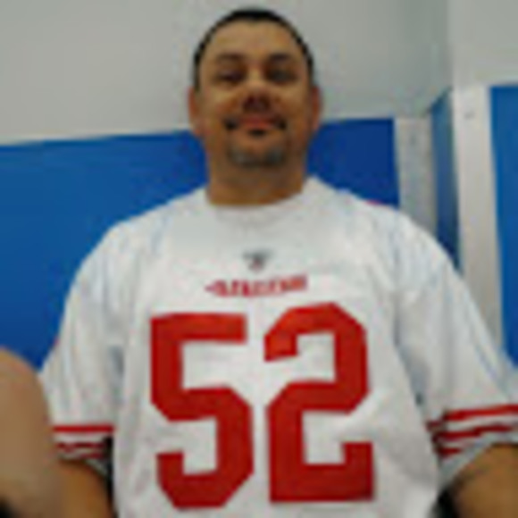 Profile Picture of Robert Cisneros (@cisnerosr61) on Poshmark