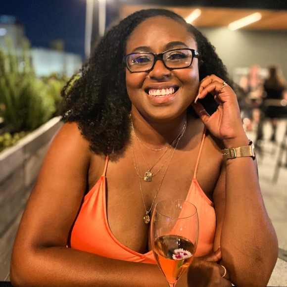 Profile Picture of Tabitha Higgs (@thiggs25) on Poshmark