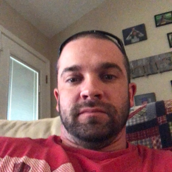 Profile Picture of Steven Marksberry (@stvnmarksberry) on Poshmark
