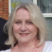 Profile Picture of Carole Wright (@CaroleanneWright) on Youtube