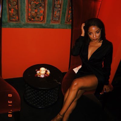 Profile Picture of 𝓐𝓵𝓮𝔂𝓪 (@aleyasneedd) on Twitter