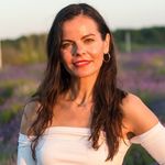 Profile Picture of Ana-Maria Richardson (@anton_anamaria_84) on Instagram