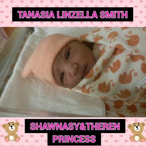 Profile Picture of Shawnasy Allison (@tanasias) on Poshmark