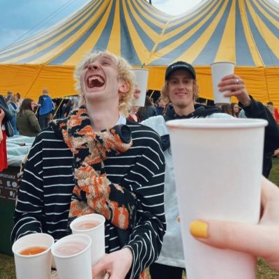 Profile Picture of Luke (@LukeBurrows99) on Twitter