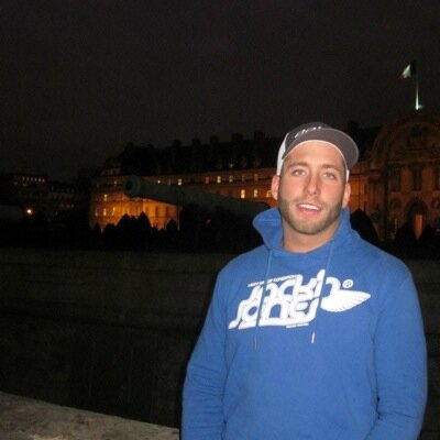 Profile Picture of Alex Pard (@pardy1987) on Twitter