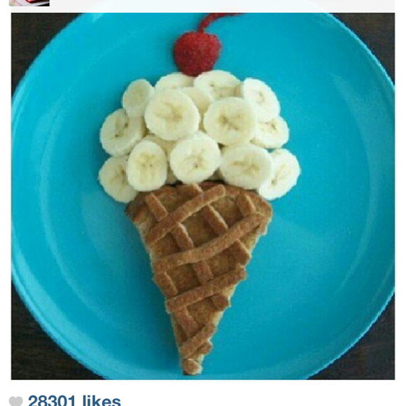 Profile Picture of Kathleen Langerman (@sklanger) on Poshmark