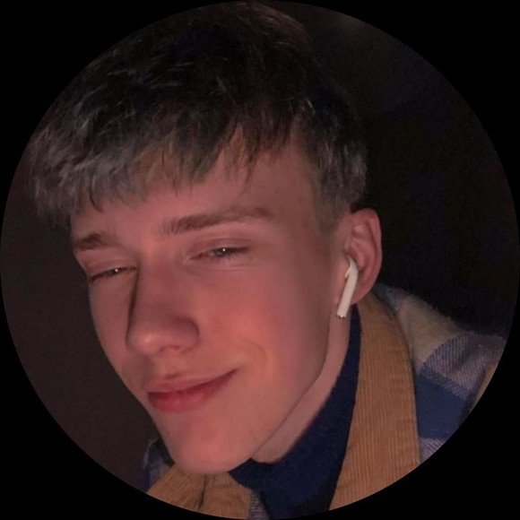 Profile Picture of Blondell Sterley (@sterleyblondell) on Poshmark