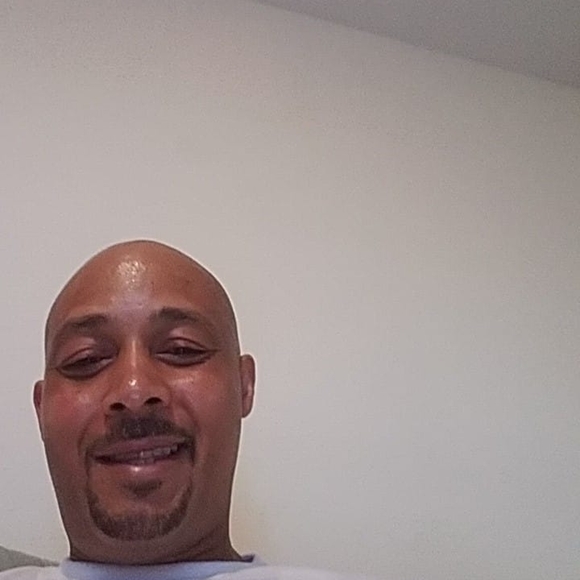 Profile Picture of Torrence Smith (@torrence_1) on Poshmark