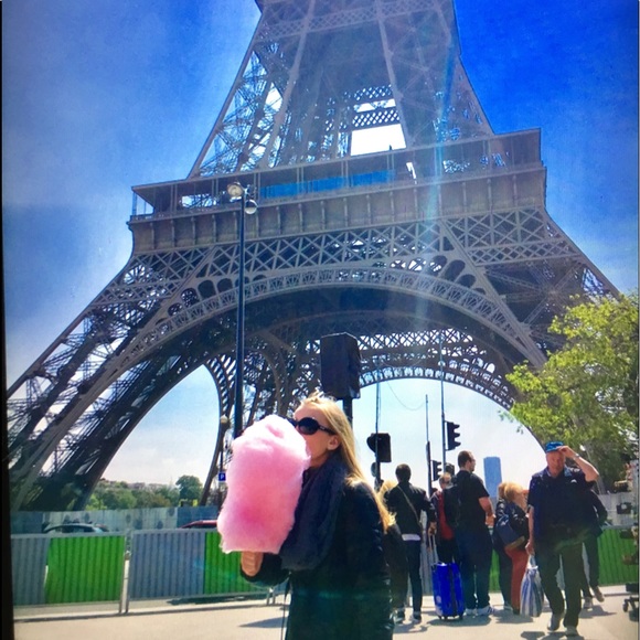 Profile Picture of Sophia Morneau (@sophiamonkey9) on Poshmark