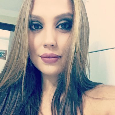 Profile Picture of Carol Rodrigues (@Carolina_Mina) on Twitter