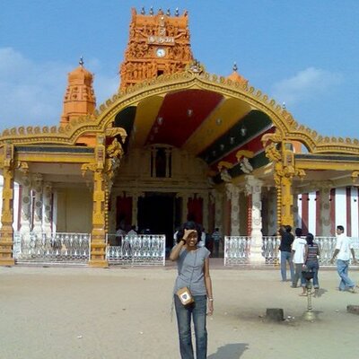 Profile Picture of Chaya Withanachchi (@chayaimali) on Twitter