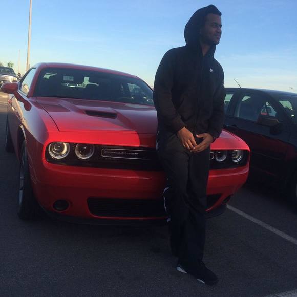 Profile Picture of Michael Gaines (@mikegmarley09) on Poshmark