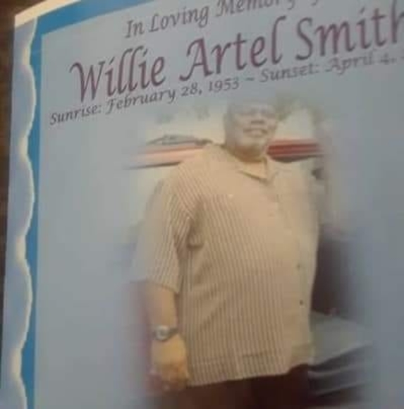 Profile Picture of Essence Williams (@essencewilli707) on Poshmark