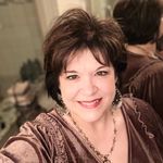 Profile Picture of Tina Lewis Clinkenbeard (@tinaclink) on Instagram