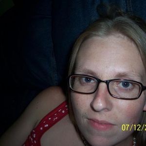 Profile Picture of Valerie Graves (@valeriegraves) on Myspace