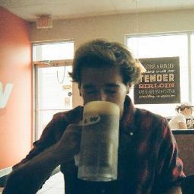 Profile Picture of William Gibbs (@gillybibbs) on Twitter