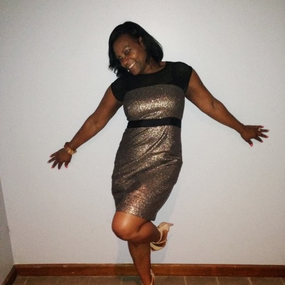 Profile Picture of Patricia f Serrette (@qualitybuyer) on Poshmark