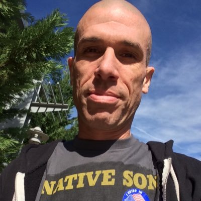 Profile Picture of Dave Peters (@BDGambit) on Twitter